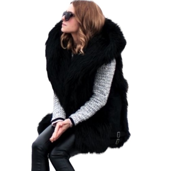 Andrew Marc Addition Fur Vest - Picture 1 of 13